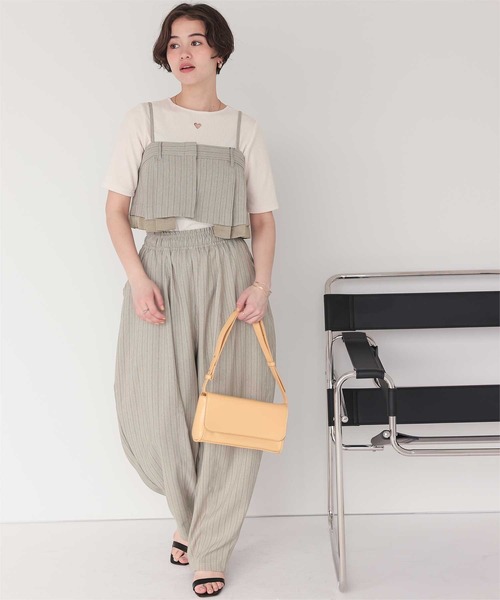 titivate(ティティベイト)の「ヘリンボーンストライプカーブパンツ(その他パンツ・レディース・グレイッシュベージュ/チャコール・M)」の20枚目の写真