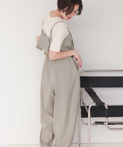 titivate(ティティベイト)の「ヘリンボーンストライプカーブパンツ(その他パンツ・レディース・グレイッシュベージュ/チャコール・M)」の19枚目の写真