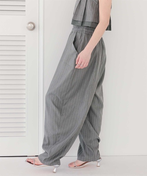 titivate(ティティベイト)の「ヘリンボーンストライプカーブパンツ(その他パンツ・レディース・グレイッシュベージュ/チャコール・M)」の21枚目の写真