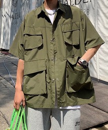 オーバーサイズマルチポケット半袖シャツ