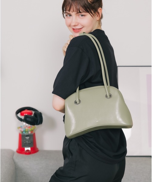 OSOI(オソイ)の「OSOI/オソイ CIRCLE BROT ハンドバック(ハンドバッグ・レディース・セージグリーン・ONE SIZE)」の5枚目の写真