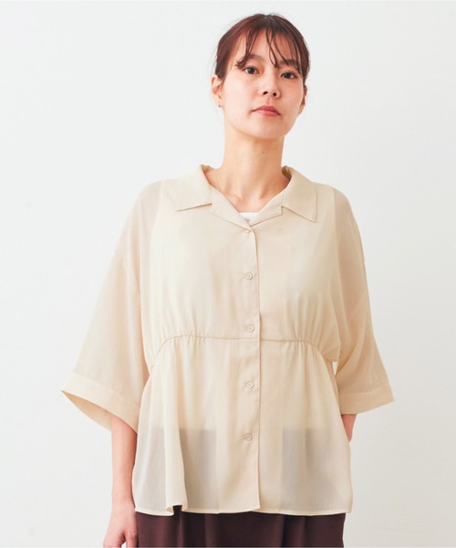 IEDIT（イディット）の「ＩＥＤＩＴ　接触冷感素材で快適　ギャザーハーフスリーブシャツ（シャツ/ブラウス・レディース・アイボリー/ブラック・3L/L/M/LL/S/4L）」の2枚目の写真