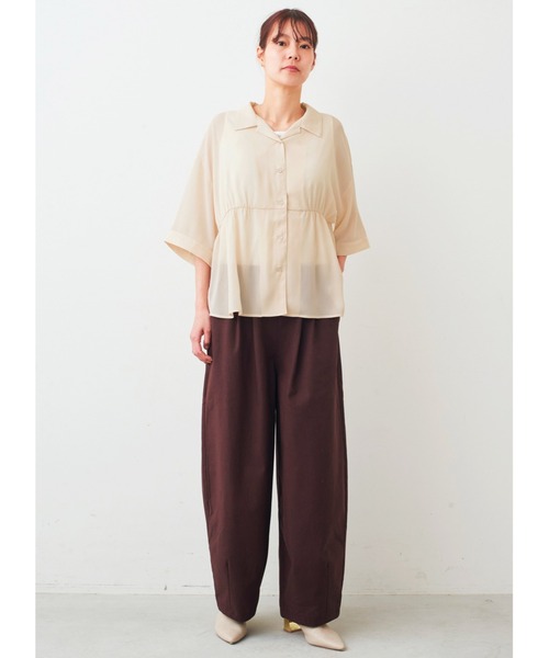 IEDIT（イディット）の「ＩＥＤＩＴ　接触冷感素材で快適　ギャザーハーフスリーブシャツ（シャツ/ブラウス・レディース・アイボリー/ブラック・3L/L/M/LL/S/4L）」の6枚目の写真