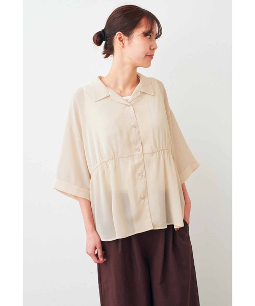 IEDIT（イディット）の「ＩＥＤＩＴ　接触冷感素材で快適　ギャザーハーフスリーブシャツ（シャツ/ブラウス・レディース・アイボリー/ブラック・3L/L/M/LL/S/4L）」の3枚目の写真