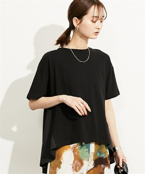 nissen（ニッセン）の「異素材切替フレアプルオーバー（Tシャツ/カットソー・レディース・ベージュ/ブラック/グレー/オフホワイト・M/L）」の2枚目の写真