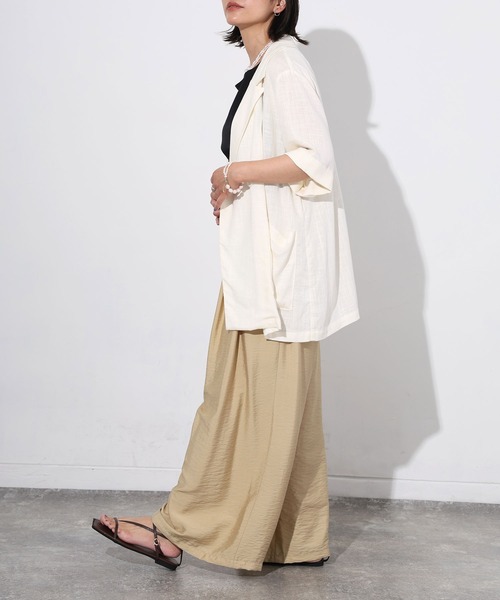 Floran(フローラン)の「ライトフレンチリネンハーフスリーブジャケット(テーラードジャケット・レディース・ベージュ/ブラック/オフホワイト・FREE)」の17枚目の写真