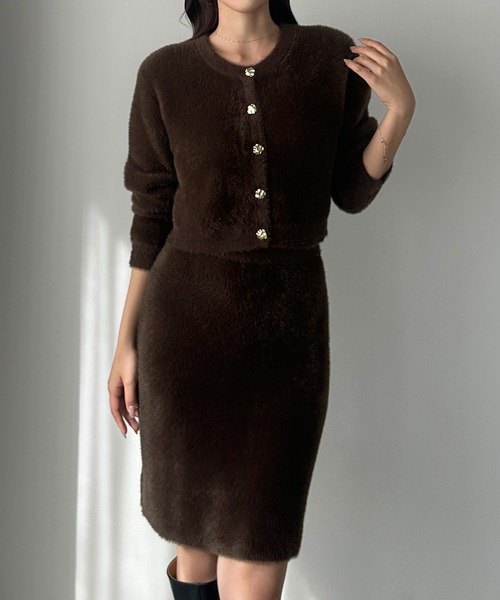 ニュアンスボタンクルーネックニットカーディガン＋ミニスカートset