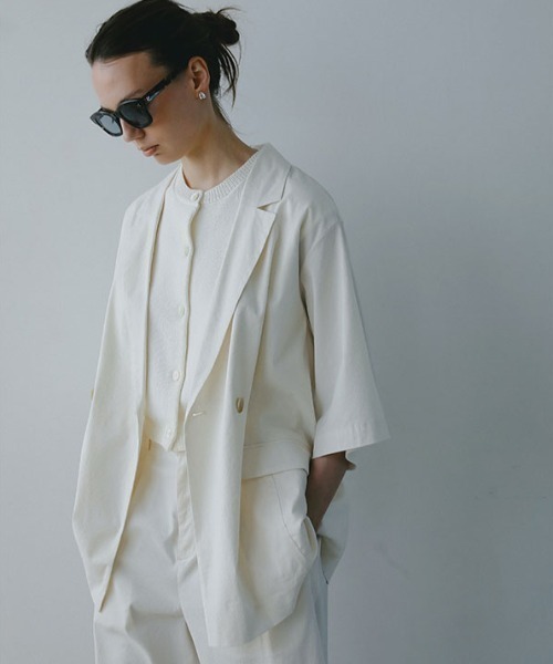 ETRE TOKYO（エトレトウキョウ）の「コットンリネンハーフスリーブジャケット（テーラードジャケット・レディース・ホワイト/ネイビー・M/S）」の12枚目の写真