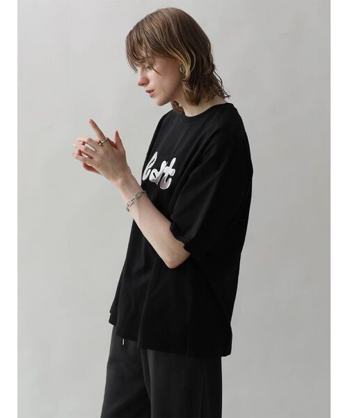 :ETHROF(イーサオブ)の「3D METAL LOGO T-SHIRT(Tシャツ/カットソー・レディース・ダークブルー/ブラック/オフホワイト・FREE)」の6枚目の写真