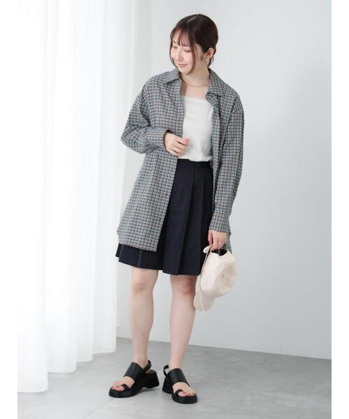 Te chichi TERRASSE（テチチテラス）の「チノキュロットプリーツショートパンツ（その他パンツ・レディース・ネイビー/ベージュ・F）」の8枚目の写真