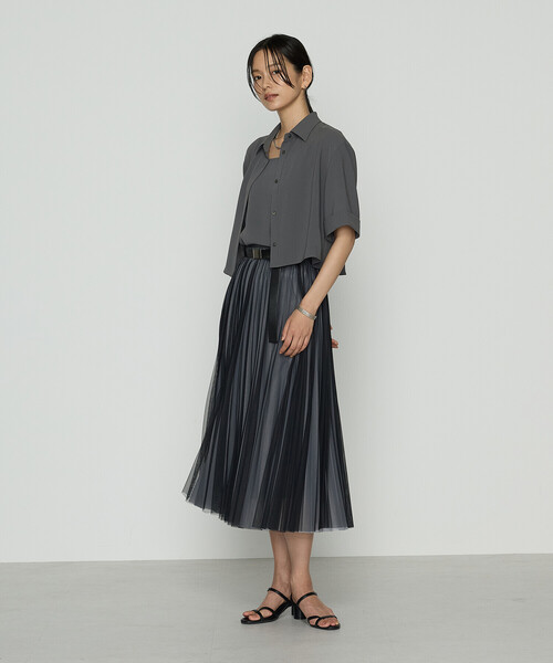 COMME CA（コムサ）の「サラトリツイル シャツ＋キャミソール（シャツ/ブラウス・レディース・グレー/グレイッシュベージュ・9号/11号）」の6枚目の写真