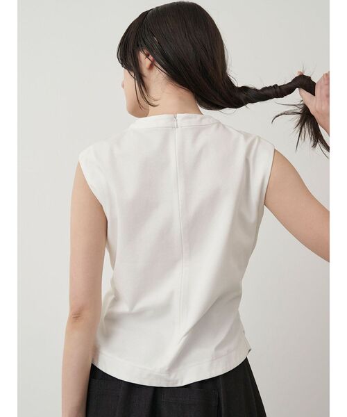 ELENDEEK（エレンディーク）の「ウエストドレープカットソー（Tシャツ/カットソー・レディース・ブラウン/オフホワイト/ブラック・FREE）」の7枚目の写真