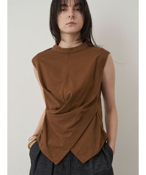ELENDEEK（エレンディーク）の「ウエストドレープカットソー（Tシャツ/カットソー・レディース・ブラウン/オフホワイト/ブラック・FREE）」の14枚目の写真