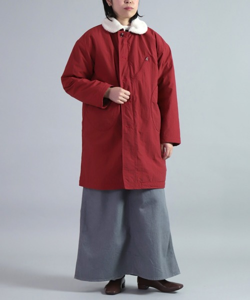 OMNIGOD（オムニゴッド）の「[OMNIGOD womens / オムニゴッド] ナイロンリップ デッキコート（ダウンジャケット/コート・レディース・レッド/オリーブ・FREE）」の7枚目の写真