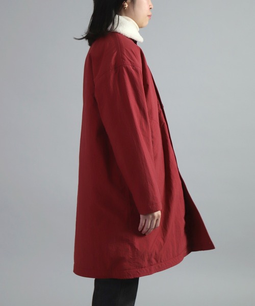 OMNIGOD（オムニゴッド）の「[OMNIGOD womens / オムニゴッド] ナイロンリップ デッキコート（ダウンジャケット/コート・レディース・レッド/オリーブ・FREE）」の16枚目の写真