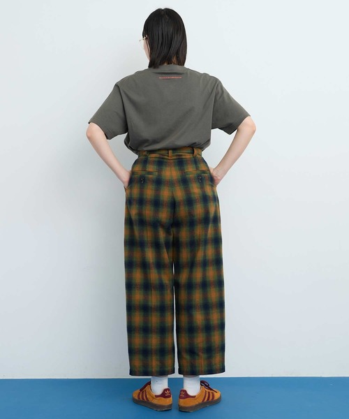 I am I in fact...(アイアムアイインファクト)の「VIERA CHECK TUCK パンツ(その他パンツ・レディース・グリーン/ブラウン・FREE)」の19枚目の写真