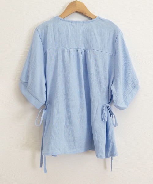 Miniministore(ミニミニストア)の「ドロストシャツブラウス パール付夏服半袖(シャツ/ブラウス・レディース・ホワイト/ブルー/ブラック・L/M)」の9枚目の写真