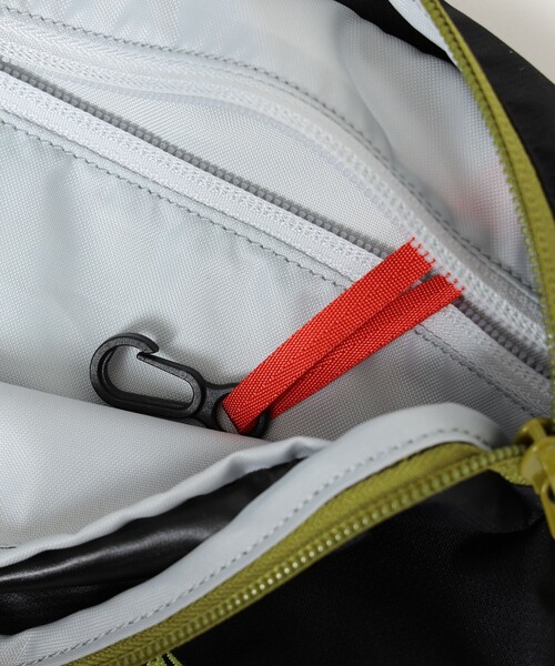 ARC'TERYX（アークテリクス）の「【EXCLUSIVE】ARC’TERYX / MANTIS 2 Waist Pack（ショルダーバッグ・メンズ・ブラック・ONE SIZE）」の7枚目の写真