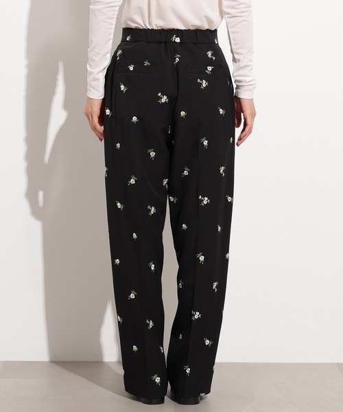 N.（N. Natural Beauty Basic）（エヌエヌナチュラルビューティーベーシック）の「【PS/低身長サイズ】エンブロイダリーフラワーパンツ（その他パンツ・レディース・ブラック/ブラウン・MEDIUM/PS）」の20枚目の写真