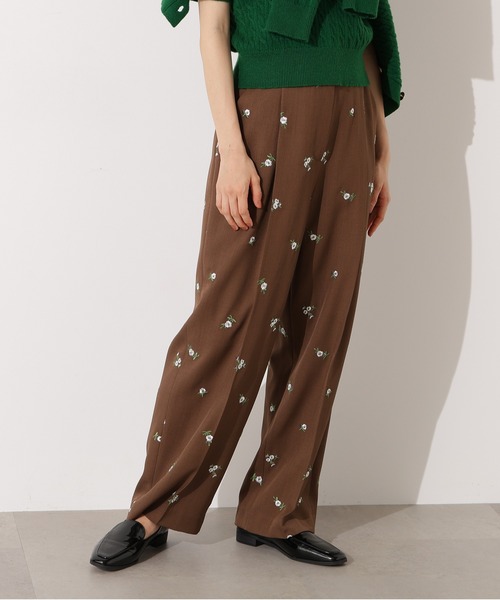 N.（N. Natural Beauty Basic）（エヌエヌナチュラルビューティーベーシック）の「【PS/低身長サイズ】エンブロイダリーフラワーパンツ（その他パンツ・レディース・ブラック/ブラウン・MEDIUM/PS）」の6枚目の写真