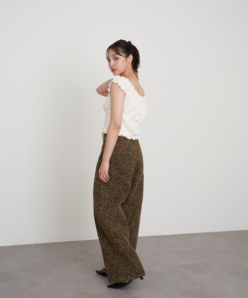 RAY CASSIN(レイカズン)の「コンパクトヘンリーブラウス(シャツ/ブラウス・レディース・ブラック系その他2/アイボリー/チャコールグレー/ブラウン系その他2・FREE)」の22枚目の写真