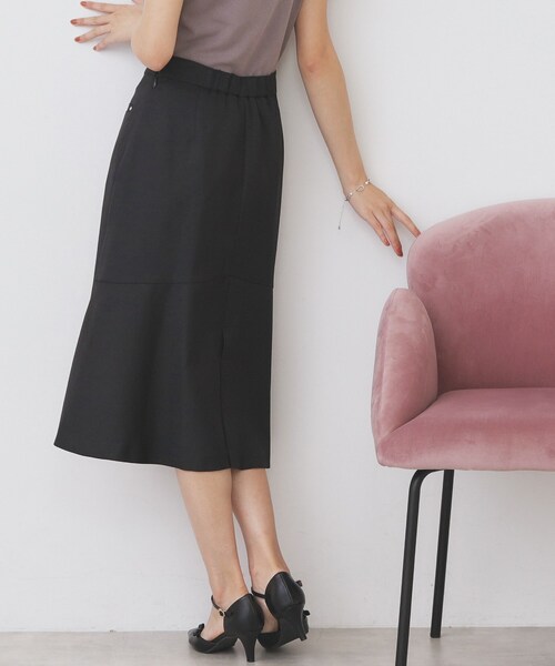 index（インデックス）の「バックフレアマーメイドスカート【洗濯機洗い可/イージーアイロン】（スカート・レディース・ブラック/イエロー系その他/ベージュ・36/38/40/42）」の4枚目の写真