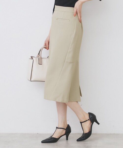 index（インデックス）の「バックフレアマーメイドスカート【洗濯機洗い可/イージーアイロン】（スカート・レディース・ブラック/イエロー系その他/ベージュ・36/38/40/42）」の12枚目の写真