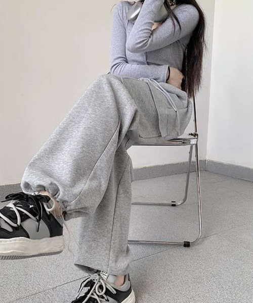 SallyLunn(サリーラン)の「カーゴスウェットパンツ(スウェットパンツ・レディース・ブラック/グレー/ライトグレー・LARGE/MEDIUM)」の1枚目の写真