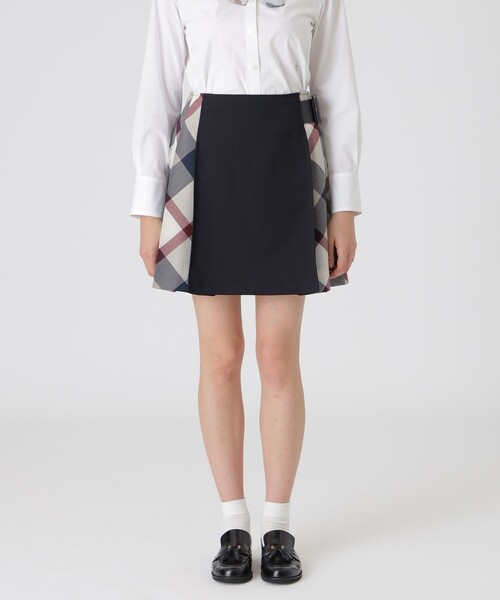 BLUE LABEL CRESTBRIDGE（ブルーレーベルクレストブリッジ）の「サイド