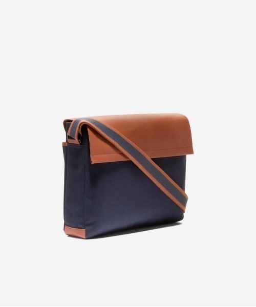 COLE HAAN（コールハーン）の「ジャドソン ブラッシュド ツイル メッセンジャー mens（ビジネスバッグ・メンズ・ネイビー・OSFA）」の7枚目の写真