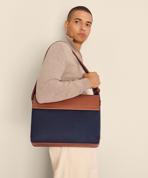 COLE HAAN（コールハーン）の「ジャドソン ブラッシュド ツイル メッセンジャー mens（ビジネスバッグ・メンズ・ネイビー・OSFA）」の3枚目の写真