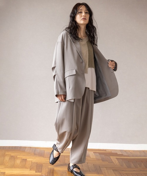 OSMOSIS（オズモーシス）の「変形タックパンツ（その他パンツ・レディース・グレー/ブラック/キャメル・ONE SIZE）」の19枚目の写真