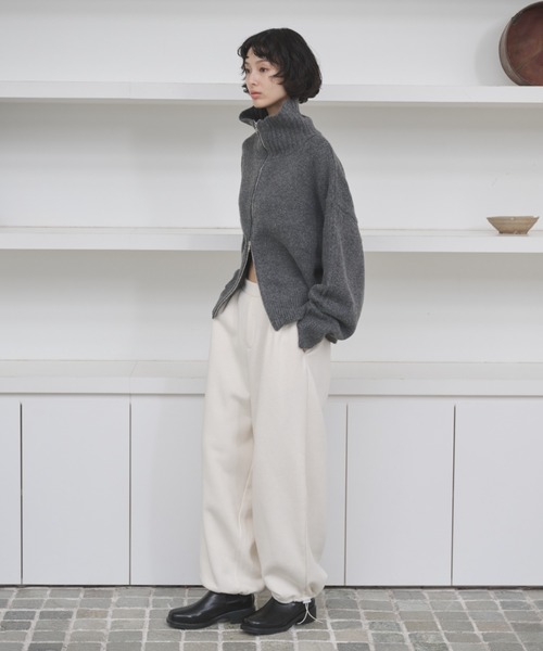 AIC.(エーアイシー)の「裏起毛ドローストリングイージーパンツ(スウェットパンツ・レディース・チャコールグレー/キナリ・FREE)」の13枚目の写真