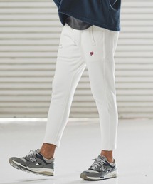 1minute 1second（ワンミニットワンセカンド）の「mp14222-back fleece pants with cursive embroidery イージーパンツ(1M25F160)（スウェットパンツ）」