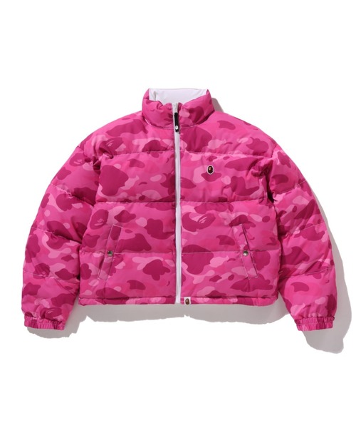A BATHING APE(アベイシングエイプ)の「COLOR CAMO REVERSIBLE DOWN JACKET(ダウンジャケット/コート・レディース・ピンク/ネイビー・FREE)」の2枚目の写真