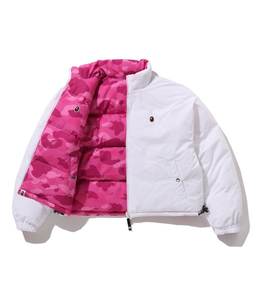 A BATHING APE(アベイシングエイプ)の「COLOR CAMO REVERSIBLE DOWN JACKET(ダウンジャケット/コート・レディース・ピンク/ネイビー・FREE)」の14枚目の写真
