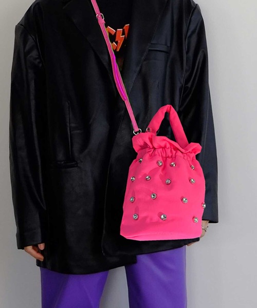 cheek(BAG)(チーク)の「kirakira 2way shoulder / キラキラ ショルダーバッグ(ショルダーバッグ・レディース・イエロー/ブルー/グレー/ピンク/ブラック・FREE)」の5枚目の写真