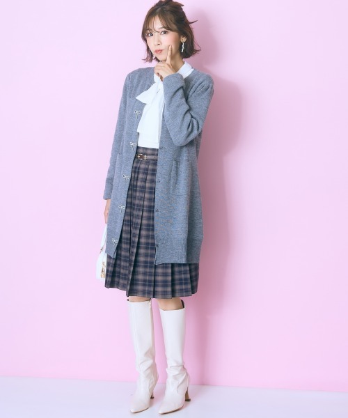 marun（マルン）の「＜大きいサイズ＞ベルト付プリーツショート丈スカート marun（スカート・レディース・グレー系/ブラウン系・L/LL/3L/4L/5L）」の6枚目の写真