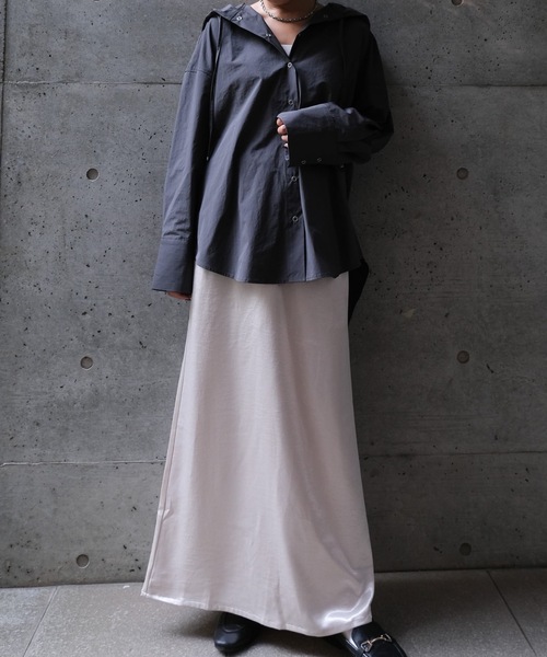 CIEL'AIR(シエルエアー)の「NYLON HOODED SHIRT(ナイロンフードシャツ)(シャツ/ブラウス・レディース・オフホワイト/チャコールグレー・MEDIUM)」の5枚目の写真