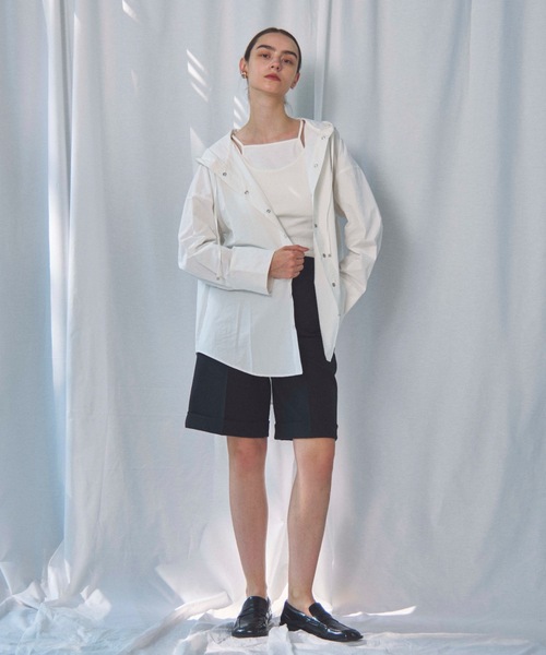 CIEL'AIR(シエルエアー)の「NYLON HOODED SHIRT(ナイロンフードシャツ)(シャツ/ブラウス・レディース・オフホワイト/チャコールグレー・MEDIUM)」の8枚目の写真