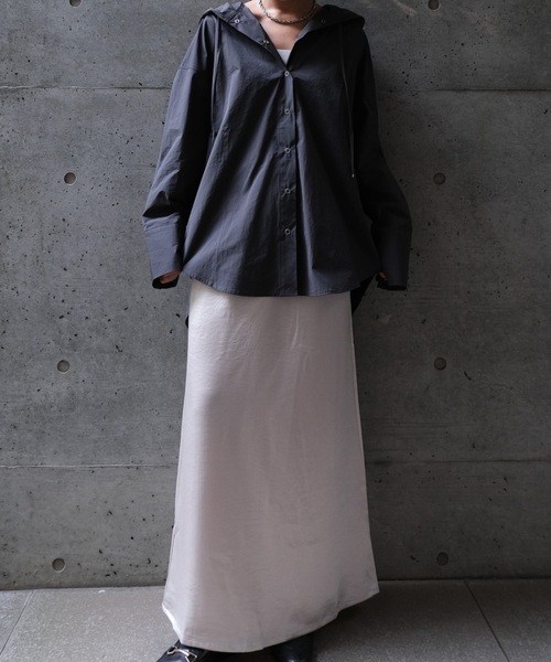 CIEL'AIR(シエルエアー)の「NYLON HOODED SHIRT(ナイロンフードシャツ)(シャツ/ブラウス・レディース・オフホワイト/チャコールグレー・MEDIUM)」の15枚目の写真