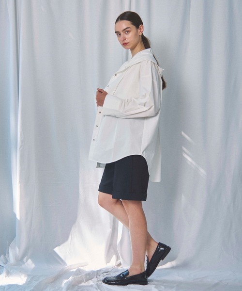 CIEL'AIR(シエルエアー)の「NYLON HOODED SHIRT(ナイロンフードシャツ)(シャツ/ブラウス・レディース・オフホワイト/チャコールグレー・MEDIUM)」の16枚目の写真