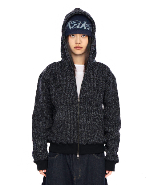 AAKAM（アーカム）の「Fuzzy Beanie (Blue)（ニットキャップ/ビーニー・レディース・その他・FREE）」の4枚目の写真