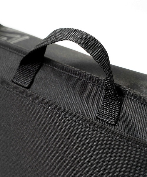 reversal.dogi.design.works(リバーサル・ドーギ・デザイン・ワークス)の「<reversal/リバーサル>FIGHT MESSENGER BAG(メッセンジャーバッグ・メンズ・ブラック・FREE)」の8枚目の写真