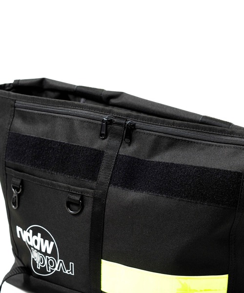 reversal.dogi.design.works(リバーサル・ドーギ・デザイン・ワークス)の「<reversal/リバーサル>FIGHT MESSENGER BAG(メッセンジャーバッグ・メンズ・ブラック・FREE)」の9枚目の写真