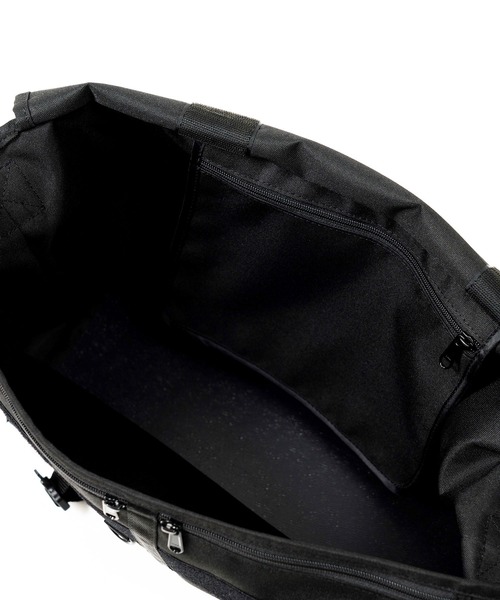 reversal.dogi.design.works(リバーサル・ドーギ・デザイン・ワークス)の「<reversal/リバーサル>FIGHT MESSENGER BAG(メッセンジャーバッグ・メンズ・ブラック・FREE)」の10枚目の写真