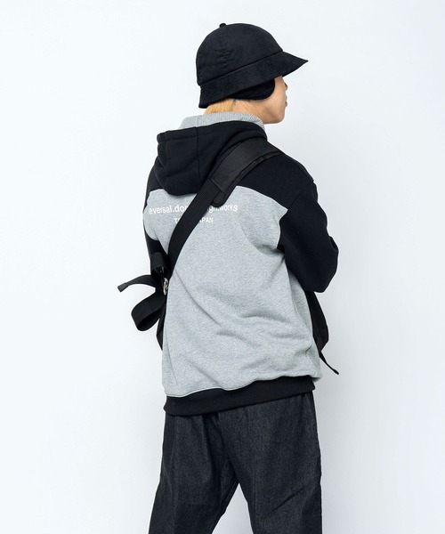 reversal.dogi.design.works(リバーサル・ドーギ・デザイン・ワークス)の「<reversal/リバーサル>FIGHT MESSENGER BAG(メッセンジャーバッグ・メンズ・ブラック・FREE)」の13枚目の写真