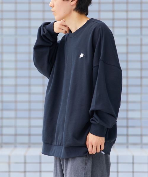 NIKE(ナイキ)の「限定展開 NIKE/ナイキ ナイキ クラブ フリース メンズ オーバーサイズド フレンチテリー クルー / HJ1820(スウェット・メンズ・ブラック/グレー・LARGE/MEDIUM/XX-LARGE/X-LARGE)」の3枚目の写真