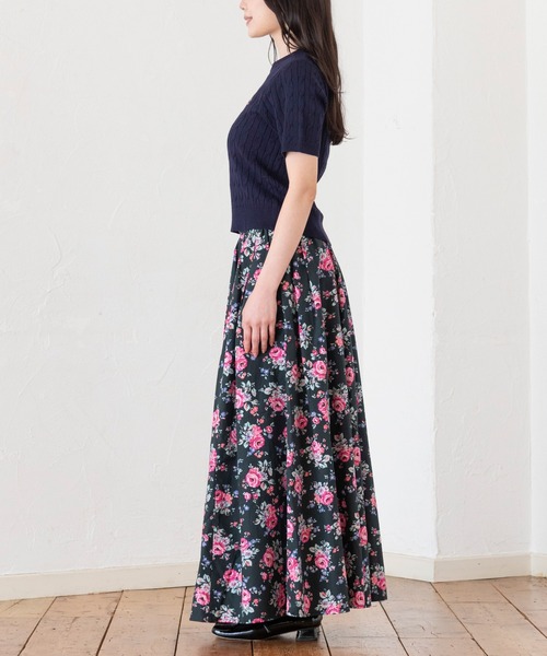 Cath Kidston(キャスキッドソン)の「ショートスリーブニットトップス London Dog(ニット/セーター・レディース・ネイビー/レッド/ピンク/ブルー/アイボリー・FREE)」の8枚目の写真