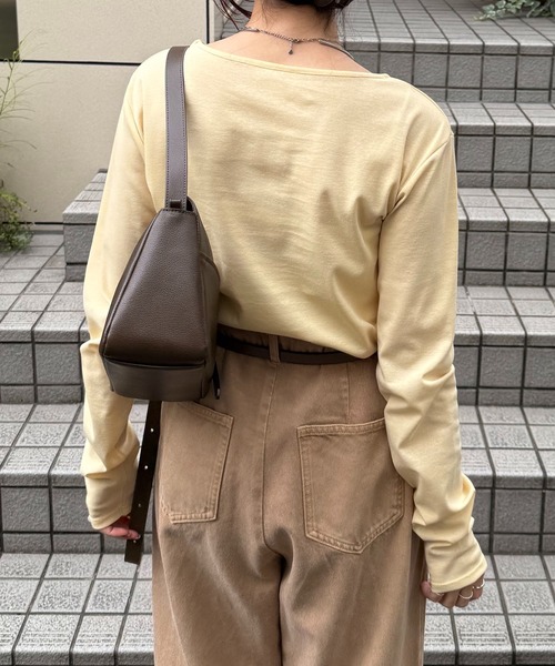 COLLAGE GALLARDAGALANTE（コラージュガリャルダガランテ）の「ベーシックシアーロンT/WEB限定カラー展開（Tシャツ/カットソー・レディース・ベージュ/ネイビー/イエロー/オフホワイト/ブルー/ブラック・FREE）」の21枚目の写真